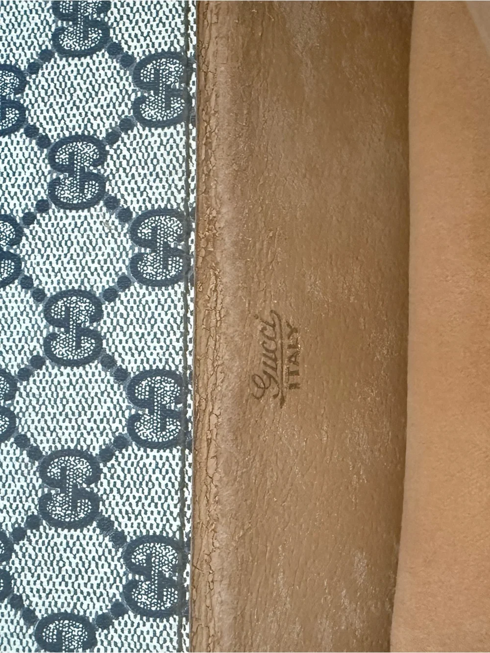 Vintage Gucci GG Supreme Portfolio/Envelope laptop Clutch Bag